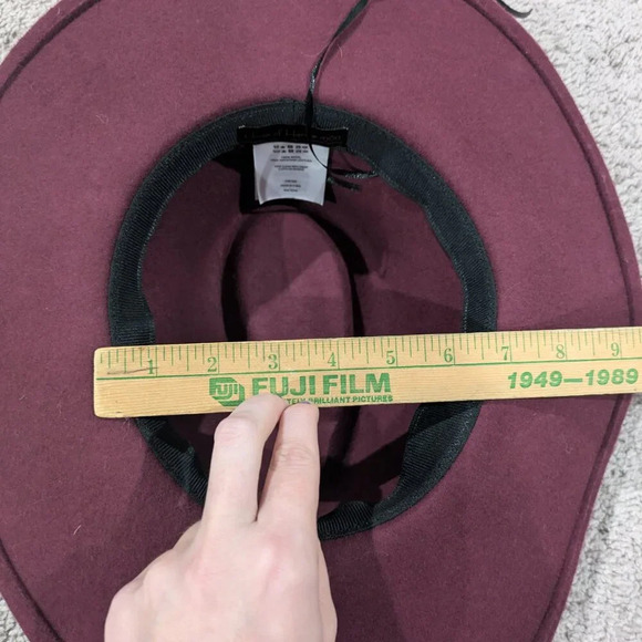 House of Harlow 100% Wool Hat Maroon and Black - Picture 7 of 11